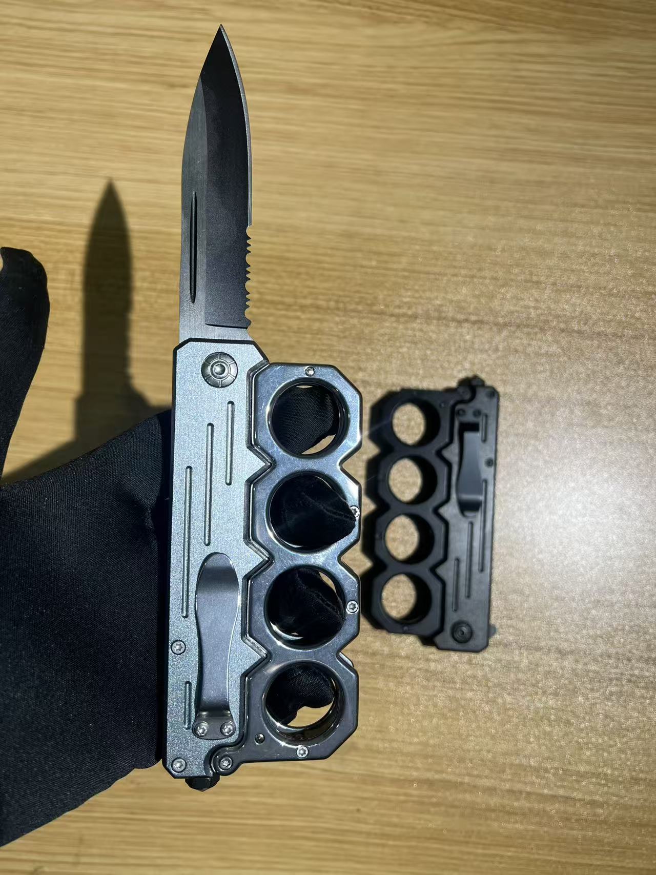 Knife Knuckles