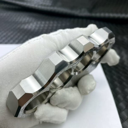 304 Stainless Steel Material Brass Knuckles CNC Engraved